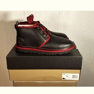 UGG Neumel Leather Men's Low Chukka Black Red Ankle Boots Size 10 NWB